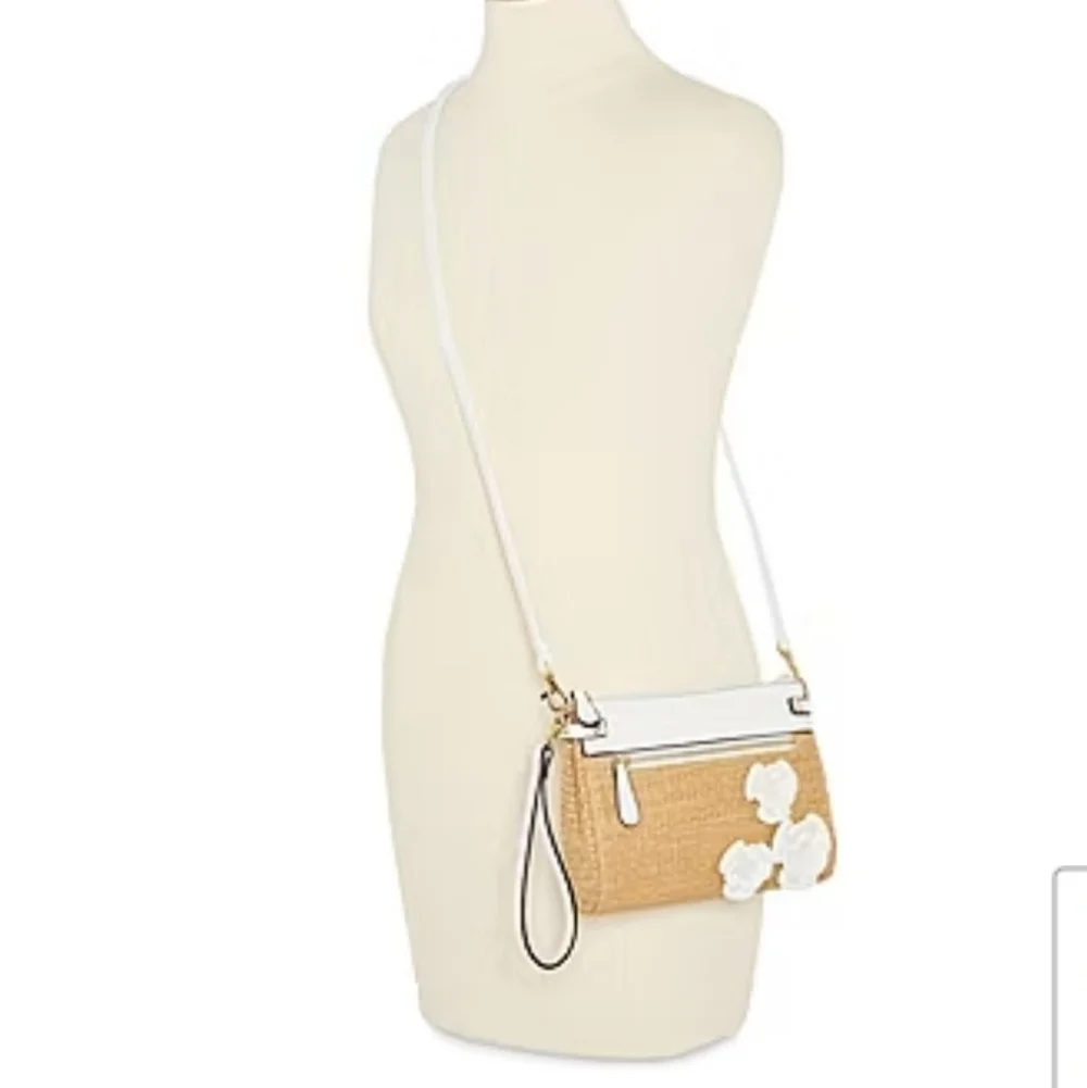 NWT Liz Claiborne Women's Tan and White Crossbody Bag/Clutch Purse - Picture 3 of 6